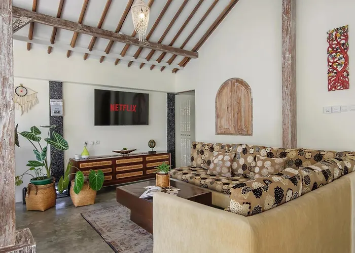 Villa Madeira Javanese Joglo,