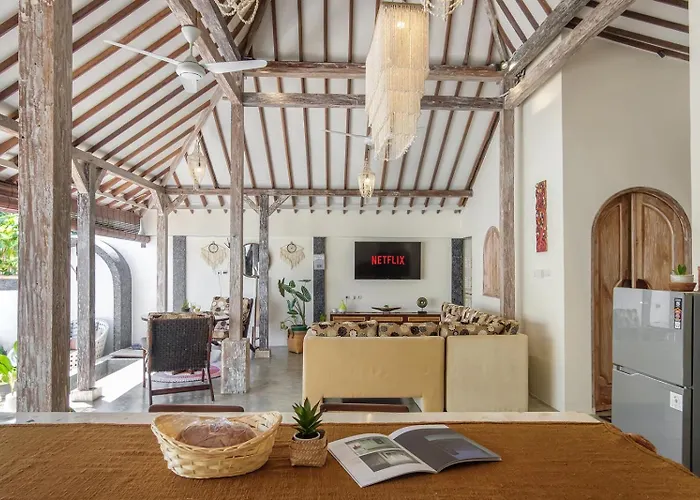 Villa Madeira Javanese Joglo,