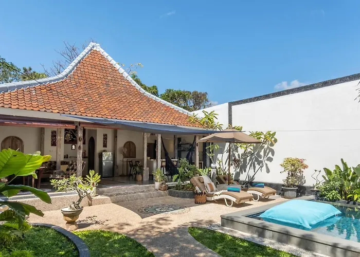 Madeira Javanese Joglo, Villa