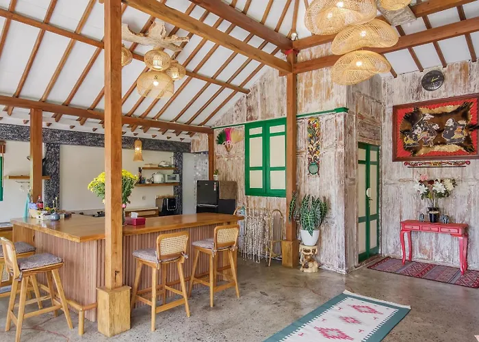 Villa Madeira Javanese Joglo, *